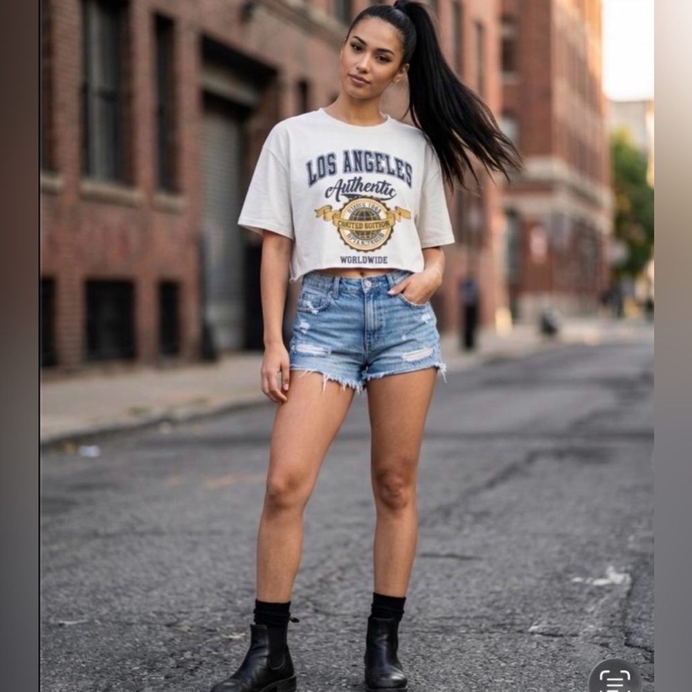 Los Angeles Crop Boyfriend Tee - White